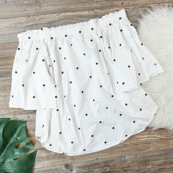 H&M Tops - H&M white polka dot off the shoulder top